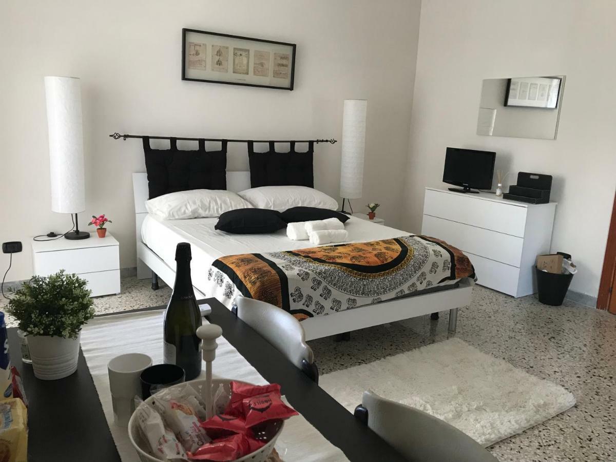 Little Room Salerno Exterior foto